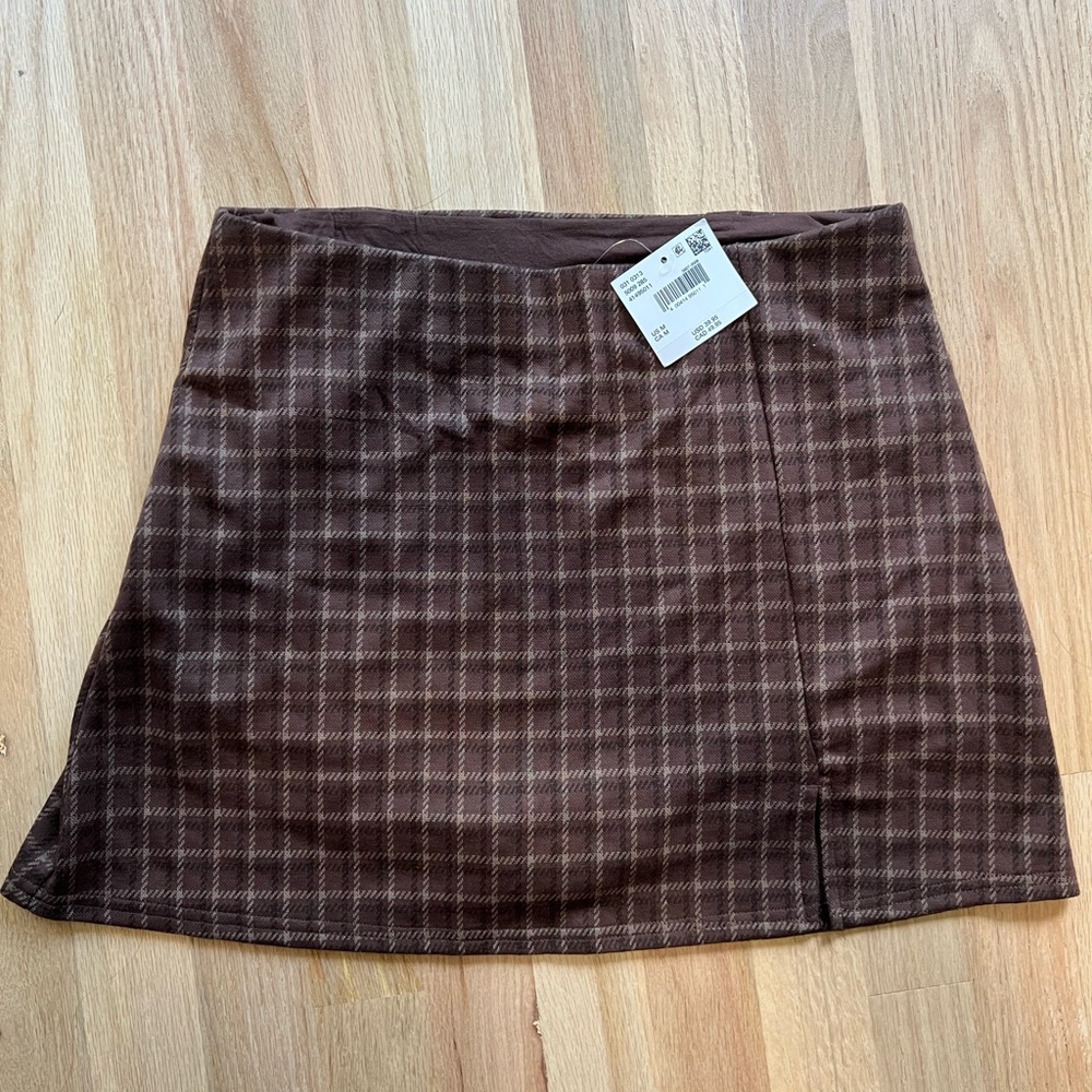 American Eagle Outfitters Checkered Brown Mini Skort